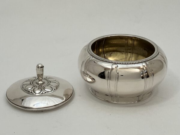 Zilver potje met deksel, Läger, Hanau, Duitsland, art-deco, Haarlemsche Zilversmederij, K Schermerhorn, Haarlem