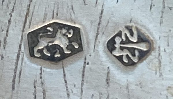 Zilver Broodmand, Zaanlandse Zilversmederij, 1963, Haarlemsche Zilversmederij K.H.Schermerhorn, Haarlem