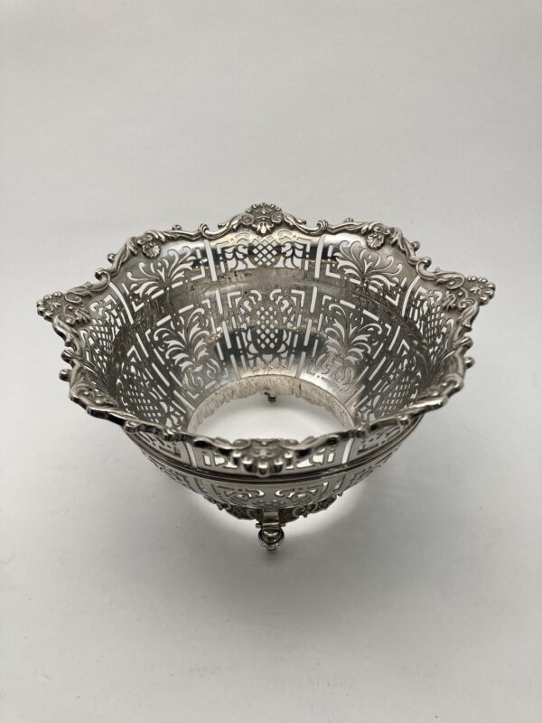Zilver jardinière, Spoelstra, 1911, Haarlemsche Zilversmederij K.H.Schermerhorn, Haarlem