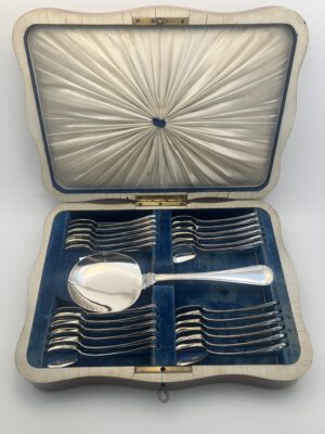 Zilver 25 delig ijslepels in doos, Amsterdam 1872 Woortman, Haarlemsche Zilversmederij K.H.Schermerhorn, Haarlem