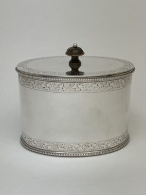 Zilver theebus, Bonebakker, Amsterdam, Haarlemsche Zilversmedeij K.H.Schermerhorn, Haarlem