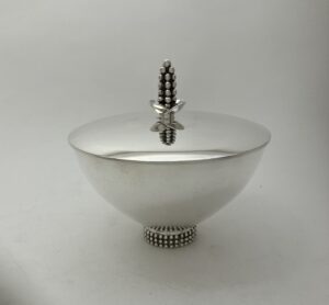 Schaaltje met deksel, haarlemsche zilversmederij k.H. schermerhorn Haarlem