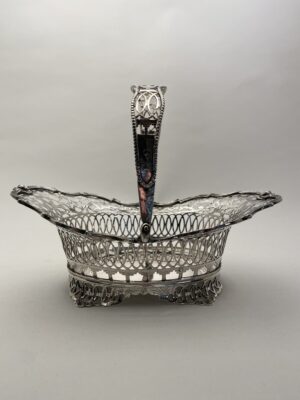 Zilver hengselmandje, postmus, hoorn, 1919, haarlemsche zilversmederij k.H. schermerhorn Haarlem
